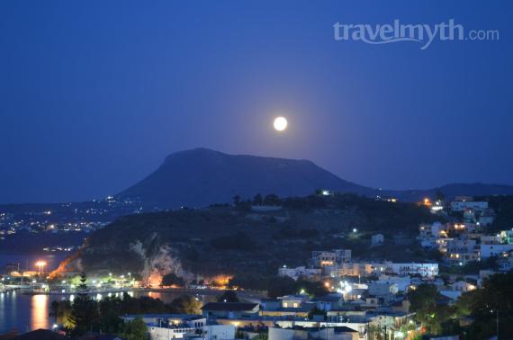 'Fullmoon - View from Erodios Apartments' - Χανιά